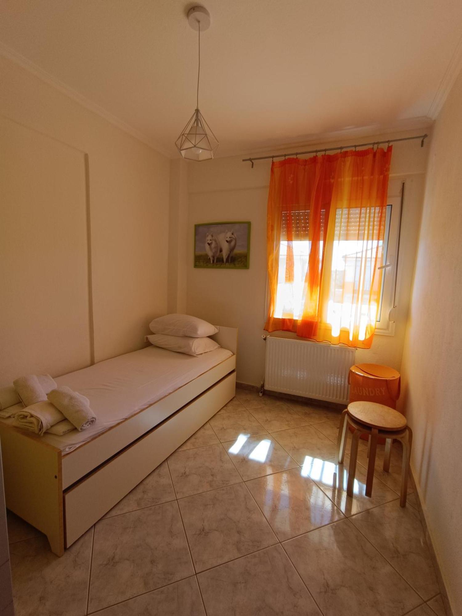 Dimar1 Seaside Apartment Paralia Dionisiou Eksteriør billede