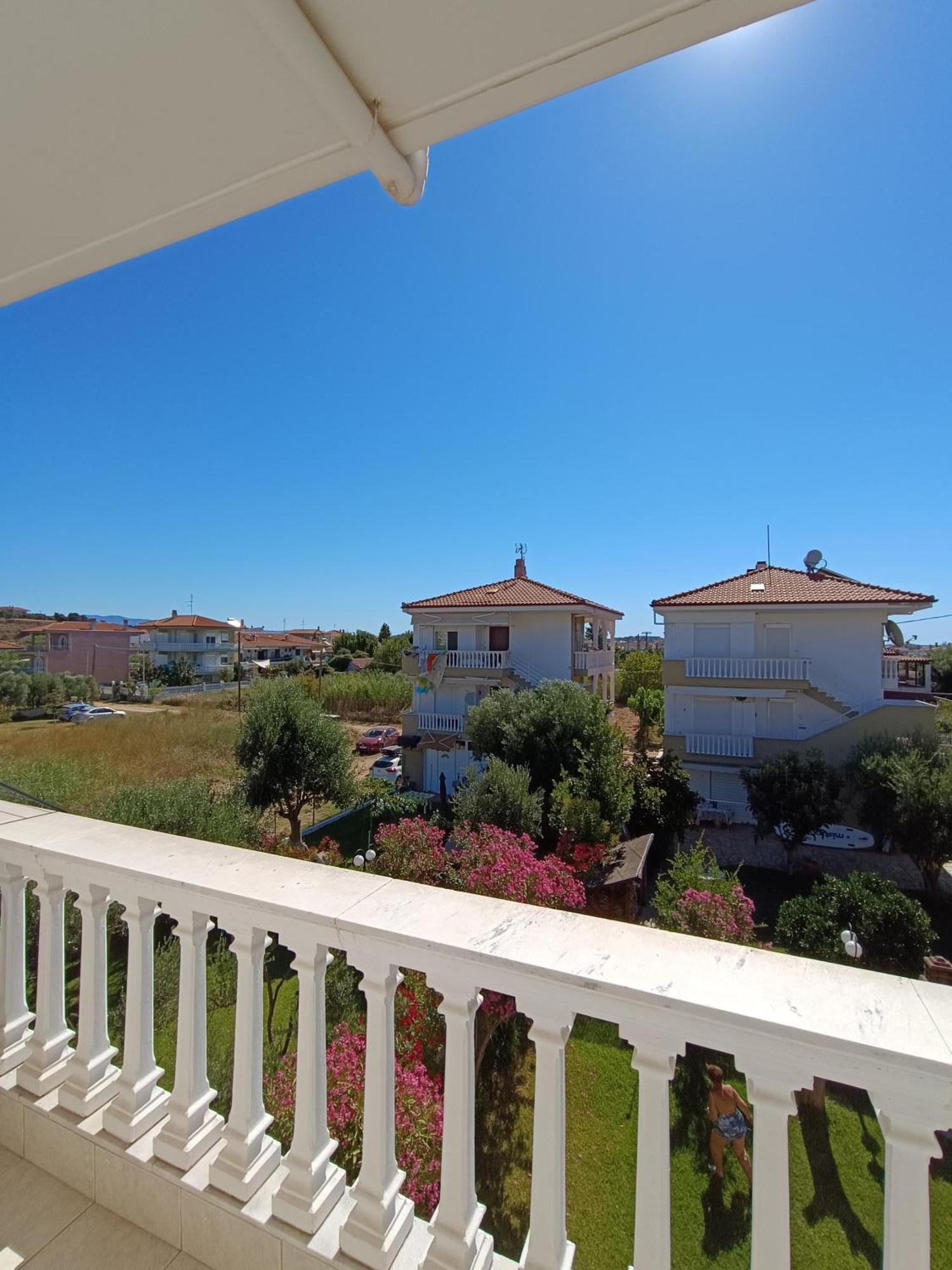 Dimar1 Seaside Apartment Paralia Dionisiou Eksteriør billede