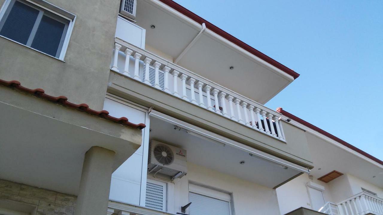 Dimar1 Seaside Apartment Paralia Dionisiou Eksteriør billede