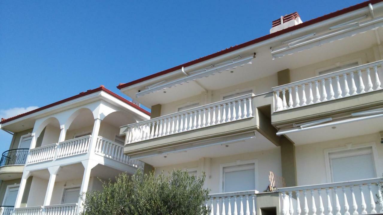 Dimar1 Seaside Apartment Paralia Dionisiou Eksteriør billede